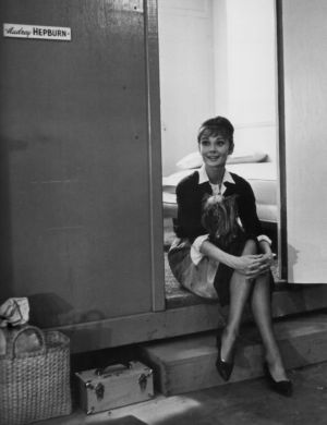 Pictures of Audrey Hepburn - Audrey Hepburn kindness.jpg